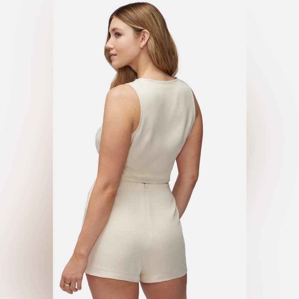 Wildfox Amanda Vest Top in Cream Fog - Picture 2 of 7